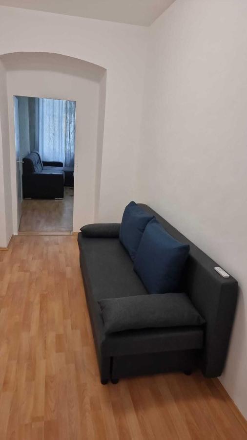 Premier Triple Room Mz Vienne Extérieur photo